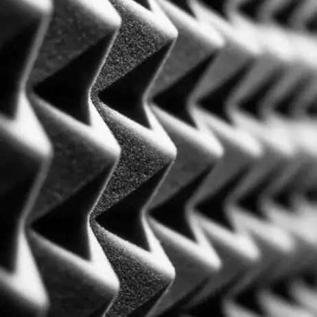 Mousse-acoustique-alveole-grise